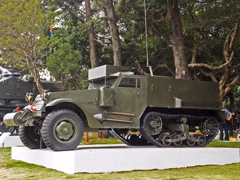Xe bọc thép M2.