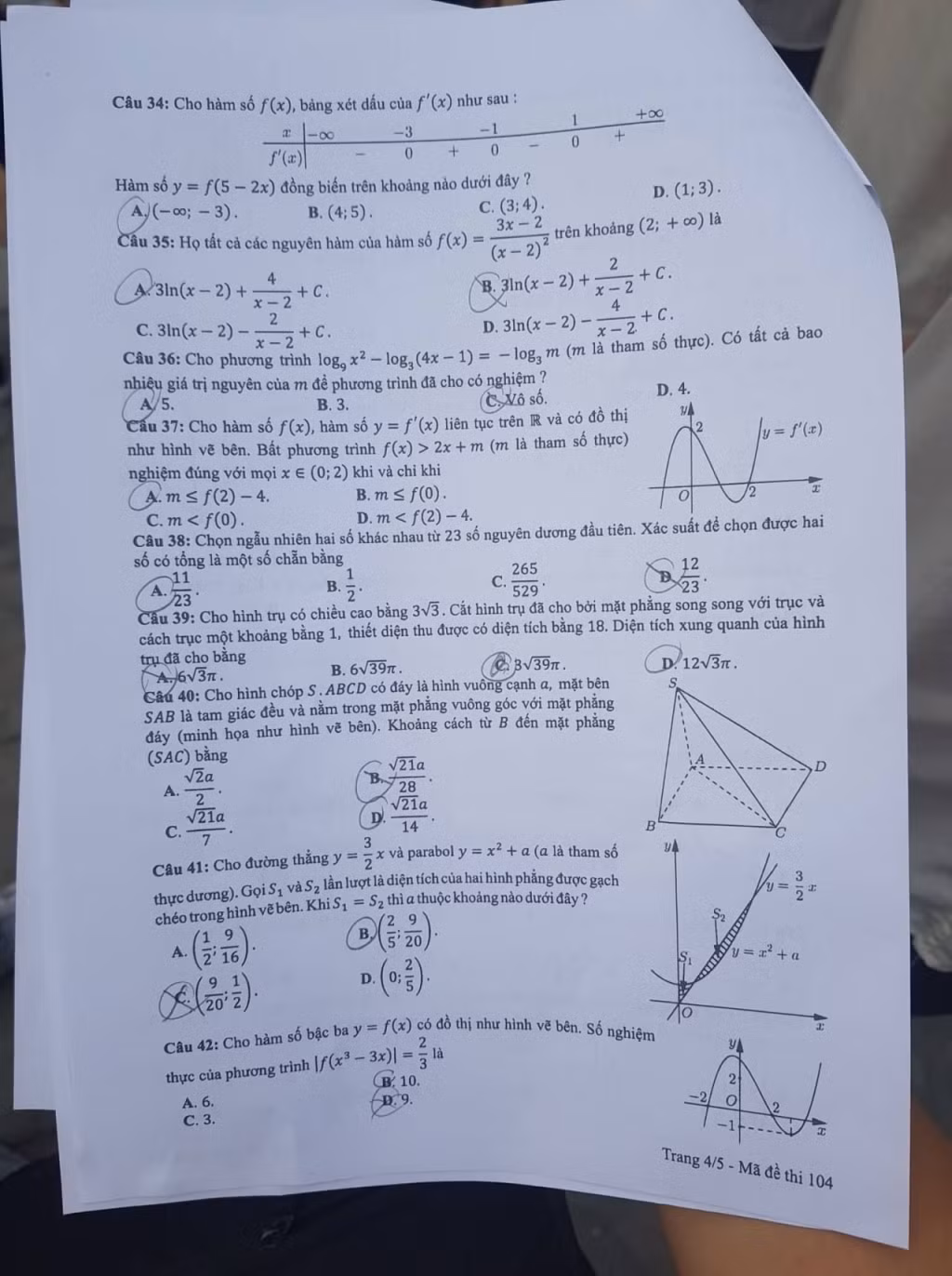 Đề thi Toán mã 104.