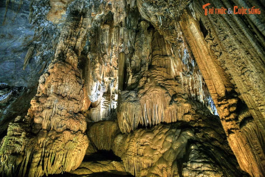 Động Thiên Đường - chốn "thiên đường hạ giới" ở Vườn quốc gia Phong Nha - Kẻ Bàng.