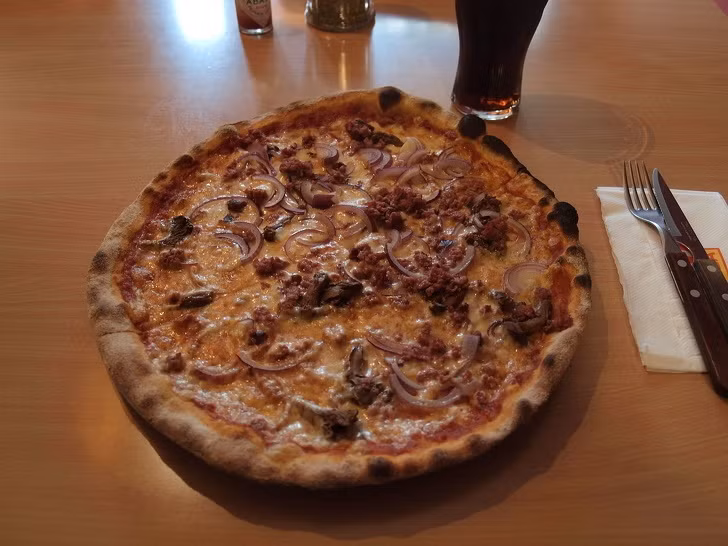 Bánh pizza ngon nhất thế giới. Phần Lan đã giành chiến thắng trong cuộc thi pizza quốc tế với món pizza thịt nai nổi tiếng Berlusconiith.