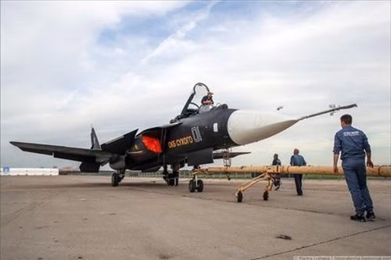 Không thể phủ nhận là trên thực tế, Berkut đã đi tiên phong trong một số công nghệ mà cuối cùng đã được áp dụng cho Su-57, ví dụ như tạo ra một nỗ lực thực sự để phát triển một máy bay chiến đấu tàng hình, định hình một khả năng ưu tiên trong thiết kế máy bay thế hệ thứ năm là khả năng cơ động.