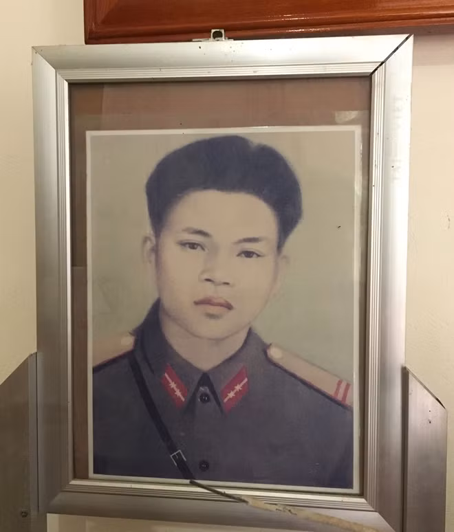 Bức di ảnh của liệt sỹ Huỳnh.