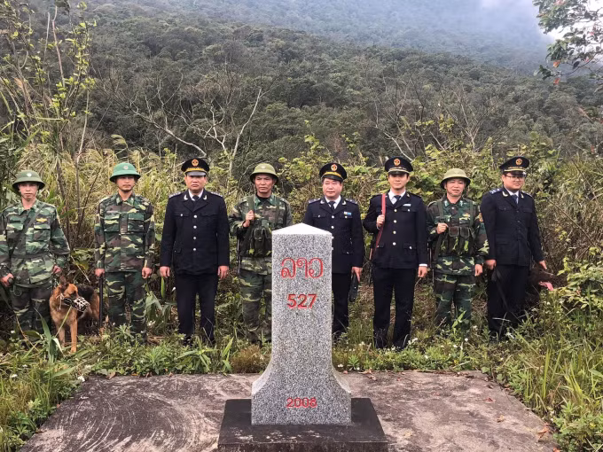 "Khuyển binh" chính là những chiến binh đặc biệt, góp phần giữ gìn bình yên cho vùng biên giới.