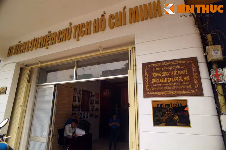 Trong ba căn nhà đó, ngày nay một căn được giữ lại di tích lưu niệm về Bác. Đó là nhà số 5 Châu Văn Liêm (quận 5, TP HCM). Căn nhà này có mặt tiền rộng 4 mét, sâu 8,8 mét, có một tầng lầu, nằm bên ngã tư Châu Văn Liêm - Hải Thượng Lãn Ông.