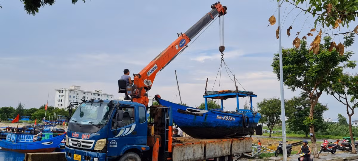 Việc ứng phó với siêu bão Noru đã được ngư dân triển khai từ vài ngày qua.