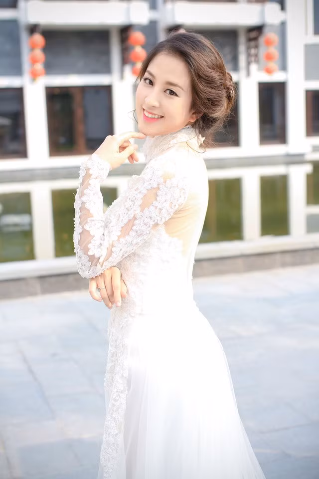 Sau thời gian học tập với nhiều thành tích tốt tại Học viện Cảnh sát nhân dân, nay Hoàng Anh đã được trường giữ lại làm công tác.