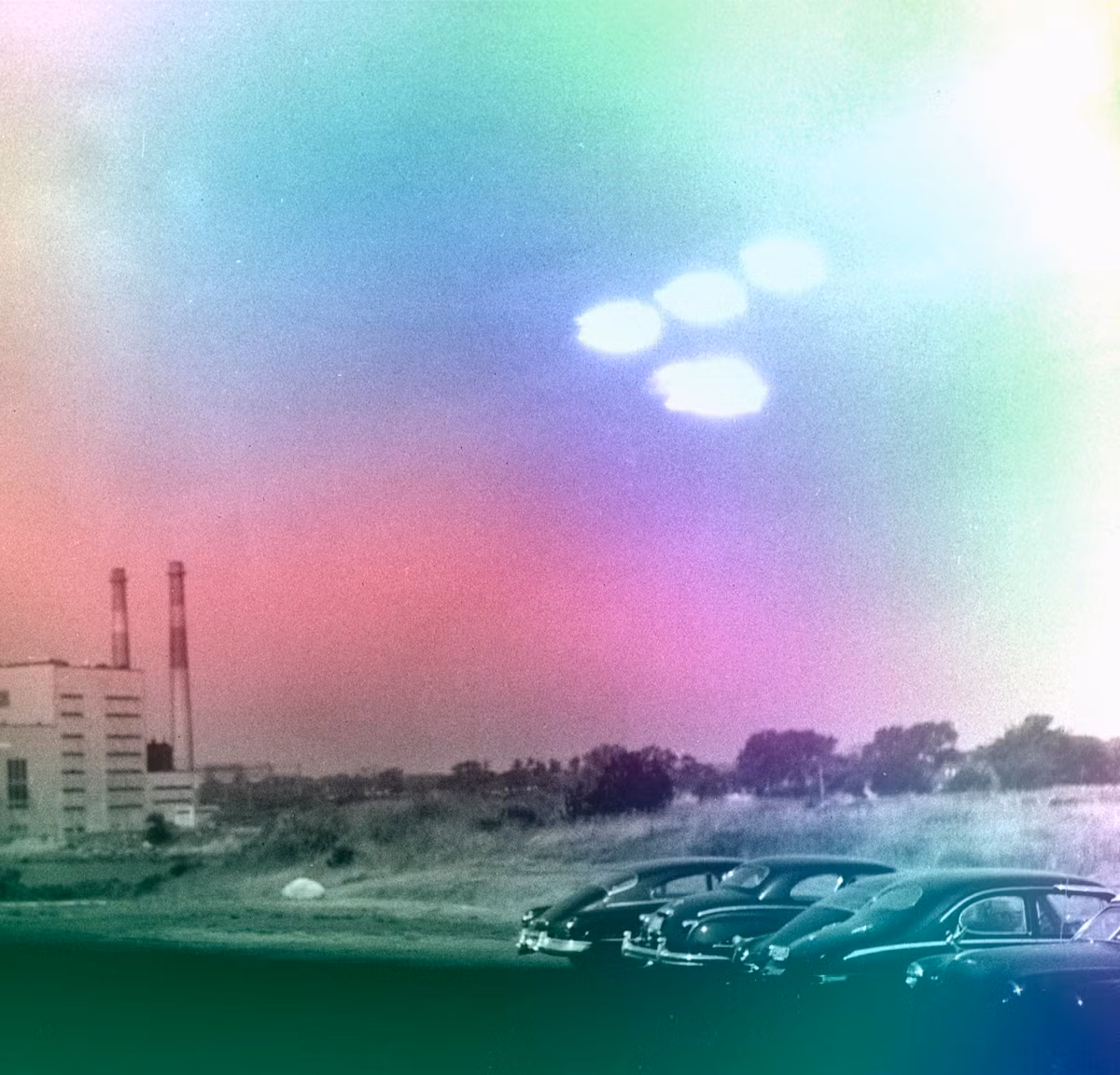 Năm nay có thể là một bước ngoặt trong nghiên cứu về UAP/UFO. Theo Mark Rodeghier, giám đốc khoa học của Trung tâm Nghiên cứu UFO ở Chicago, một sự phát triển lớn tiềm năng vào năm 2022 sẽ là phát hiện UFO.