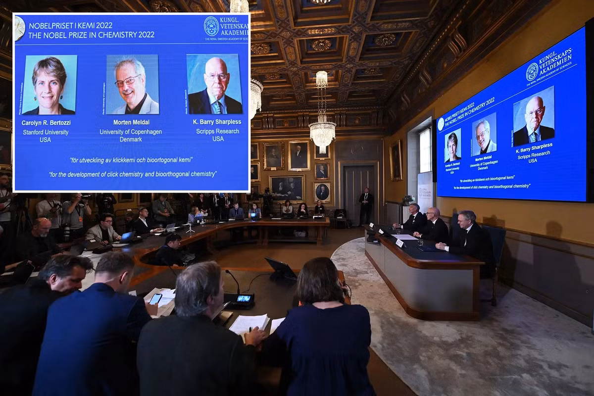 Dieu it biet ve 3 nha khoa hoc doat giai Nobel Hoa hoc 2022