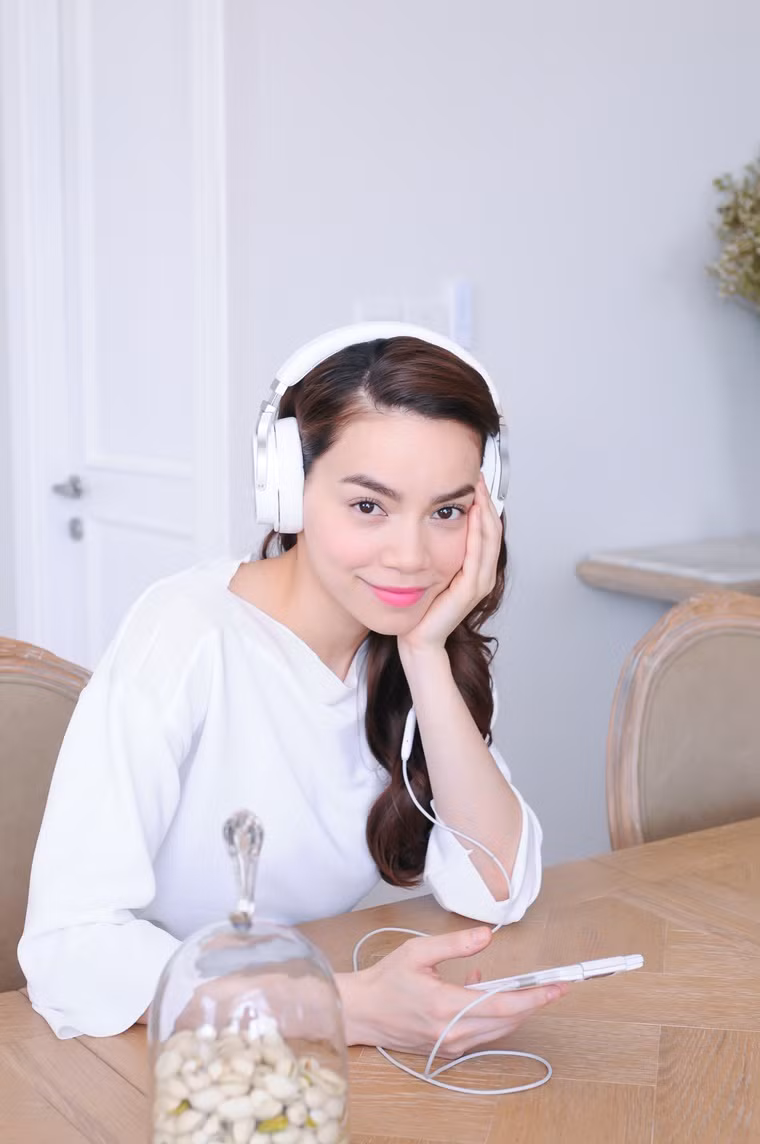 Nữ giám khảo xinh đẹp chia sẻ, cô rất tâm đắc với format của The Remix khi được giới thiệu và nhận định đây sẽ là game show hot nhất trong năm 2015 này.