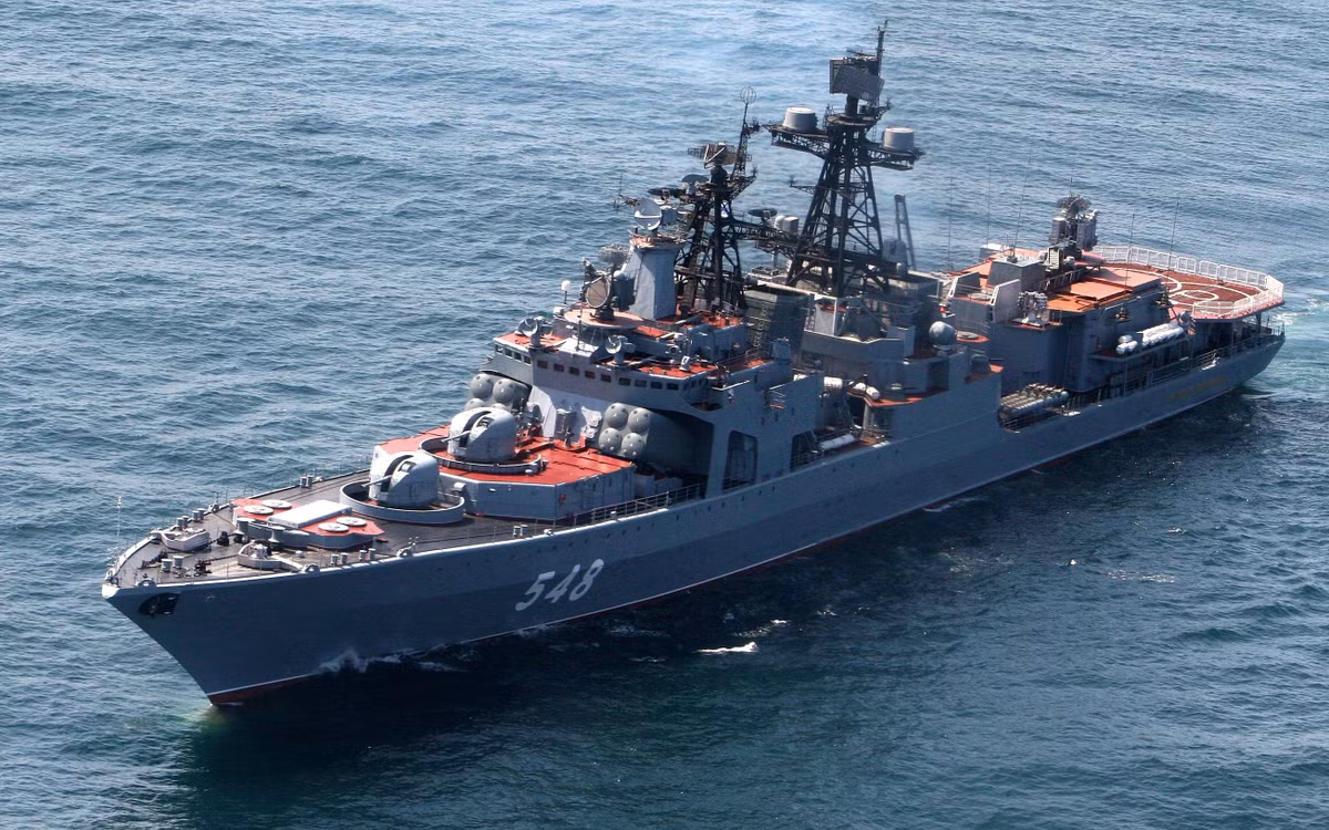 Trong đó, chiến hạm Đô đốc Tributs thuộc lớp tàu chống ngầm cỡ lớn Project 1155 Fregat (NATO định danh là Udaloy). Chúng được xem là một trong những tàu chiến chuyên nhiệm chống tàu ngầm lớn nhất trên thế giới hiện nay. Nguồn ảnh: Army-news
