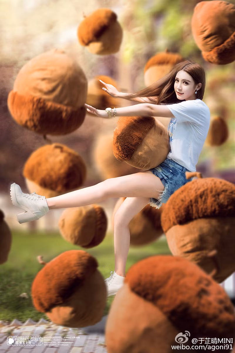 Năm 2014, hot girl sinh năm 1991 này tiếp tục nghiệp diễn xuất trong bộ phim "Ánh sáng hắc ám", nhận được nhiều sự chú ý.