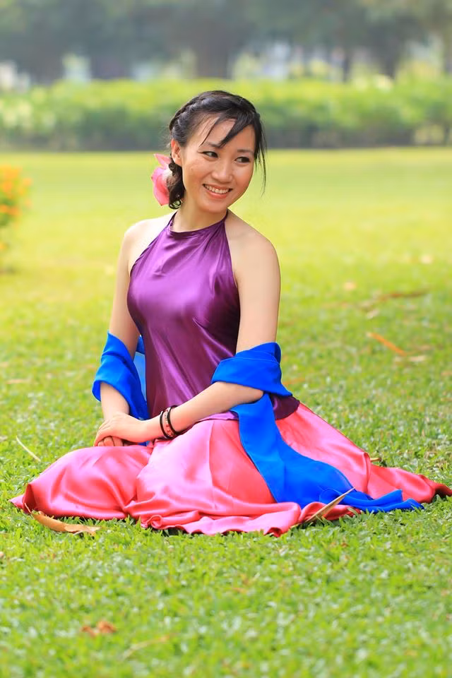 Được khen ngợi là có khả năng giống Tiểu Long Nữ, Lưu Đa cảm thấy rất hài hước nhưng cũng không cho đó là điều gì đáng tự hào. Dù vậy, cô nàng cũng được nhiều dân mạng hỏi thăm, chỉ dạy cách ngủ đặc biệt này.
