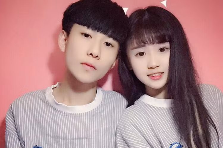 Cư dân mạng xứ Trung tỏ ra thắc mắc về phản ứng của hai bên gia đình cặp đôi MC 19 tuổi nhưng sắp trở thành bố mẹ. Ảnh: Ifeng