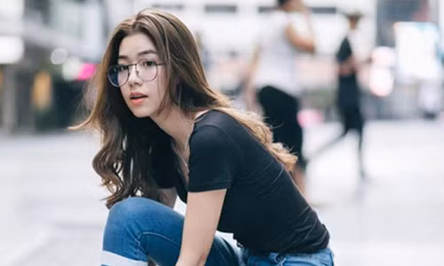 … từ sang trọng, thanh lịch để đi dự tiệc hay nhẹ nhàng, nữ tính để dạo phố.