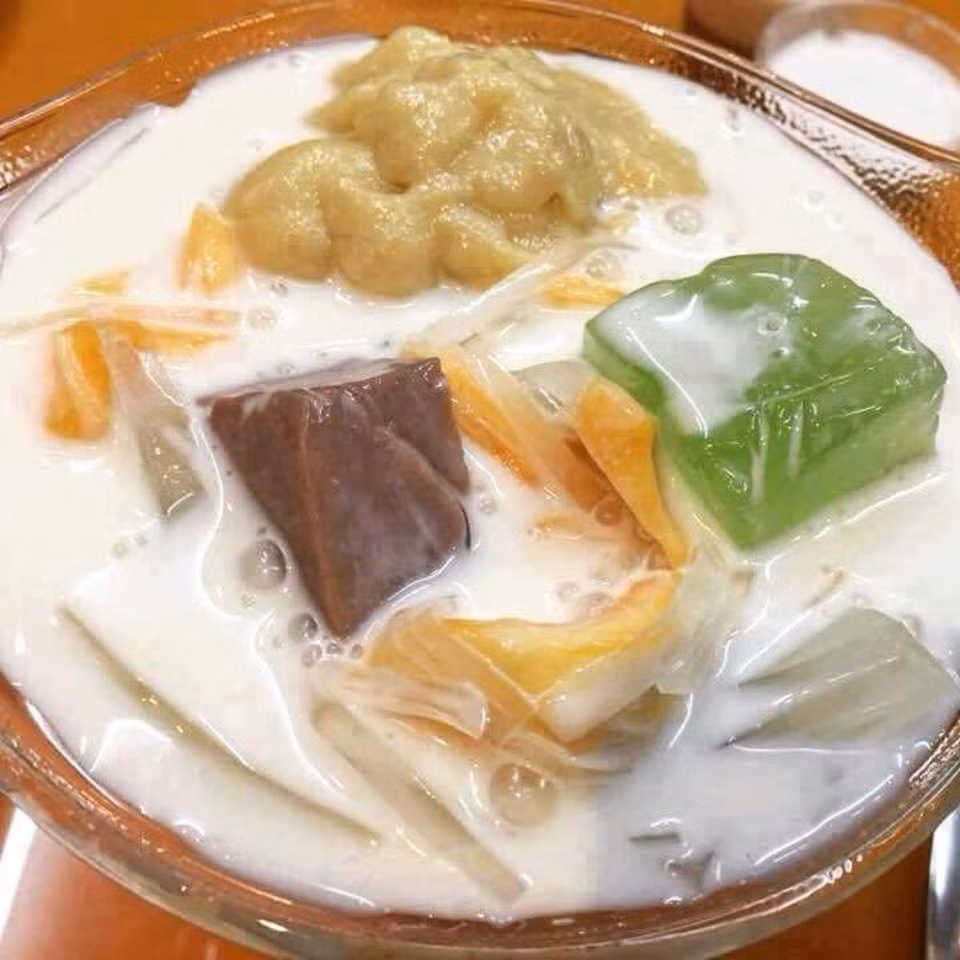 Chè sầu riêng Đà Nẵng: Món chè lạnh này đang gây sốt bởi vị thơm ngon khó cưỡng. Ảnh: Mongngonmoingay.