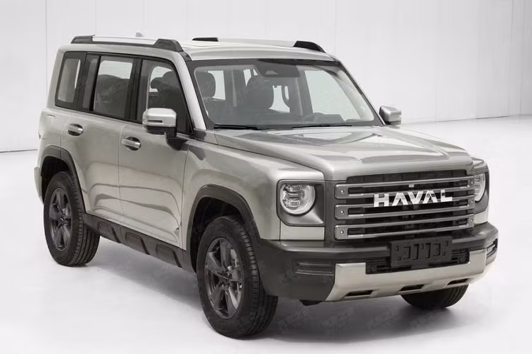 Mới đây, thông tin hãng xe Haval sắp ra mắt tại Việt Nam đã nhận được sự quan tâm rất lớn của cộng đồng mạng, trong đó, hãng xe Trung Quốc tiết lộ sẽ ra mắt chiếc xe H6, ngoài ra, họ chỉ chú trọng phân phối các dòng xe SUV ở nước ta và rất có thể là Haval Xianglong 2024 mới.