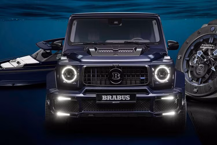 Không chỉ tăng tính thẩm mỹ, hãng độ Brabus còn tối ưu khí động học cho G63 Brabus 900 Deep Blue thông qua Brabus “Widestar” gồm: nắp capo bổ sung khe lấy gió cỡ lớn, cản trước trông dữ dằn hơn với hốc gió mở rộng.