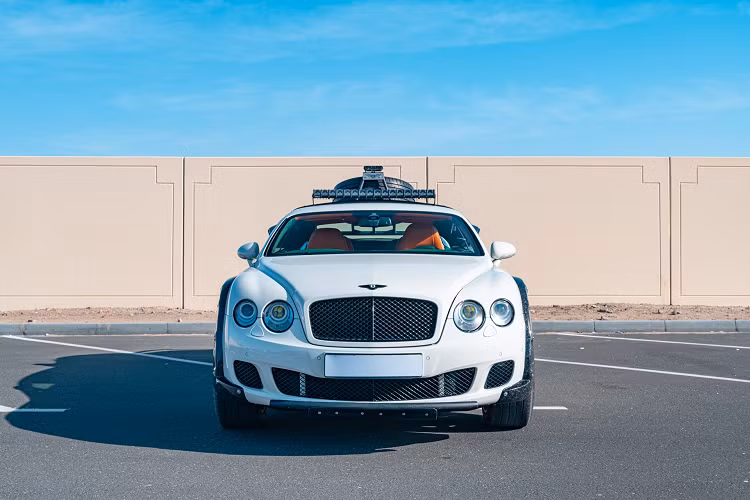 Phiên bản Bentley Continental GT Speed đời 2008 là mẫu grand-tourer nâng cấp của Continental GT từng được giới thiệu vào năm 2003.