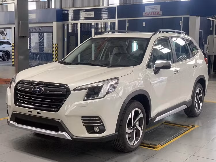 Subaru Forester tai Viet Nam tiep tuc “dai ha gia” den 180 trieu dong