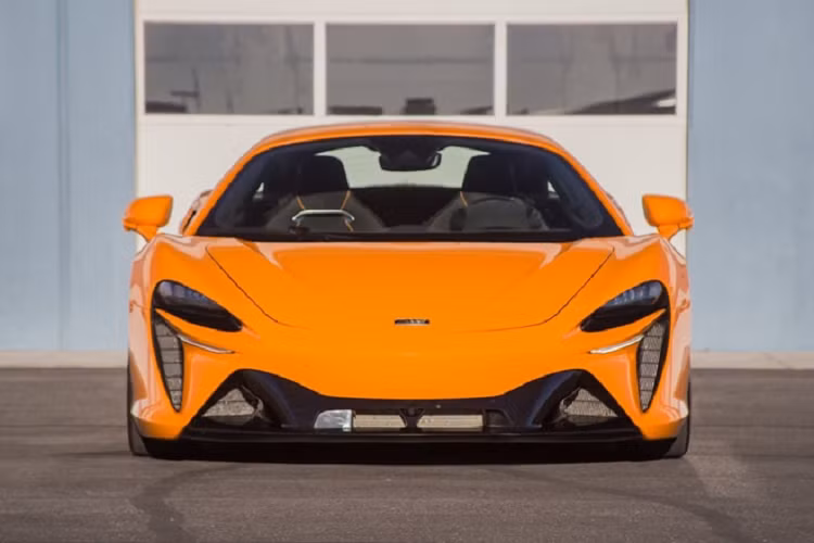 McLaren don doi ngu nhan su moi, duoc rot von them 85 trieu USD