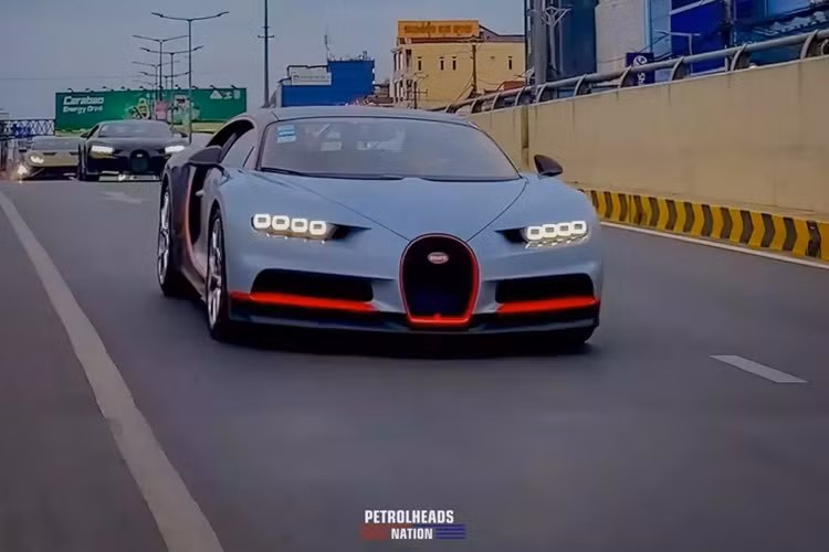 Ítt ai dám nghĩ 1 đất nước có GDP bình quân đầu người dự kiến đạt gần 2.000 USD trong năm 2023, các đại gia lại dám chơi dòng xe đắt đỏ như Bugatti Chiron, với giá mỗi chiếc chưa thuế đã trên 2,6 triệu đô la.