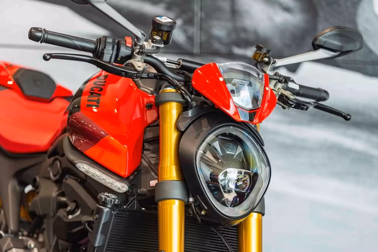 Trước đó, hãng cũng đã cho ra mắt Panigale V4 SP và Streetfighter V4 SP. Với sự xuất hiện của Monster SP, Ducati đã đánh dấu bước chuyển mới cho những mẫu xe dung tích dưới 1 lít.
