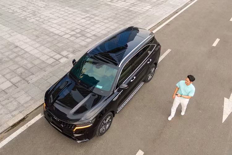 Động cơ đi với hộp số tự động ly hợp kép 8 cấp và hệ dẫn động 4 bánh toàn thời gian. Thứ hai là động cơ xăng Smartstream 2.5 MPI với 4 xi-lanh, dung tích 2.5L, tạo ra công suất tối đa 177 mã lực và mô-men xoắn cực đại 232 Nm. Động cơ này kết hợp cùng hộp số tự động 6 cấp và hệ dẫn động AWD.