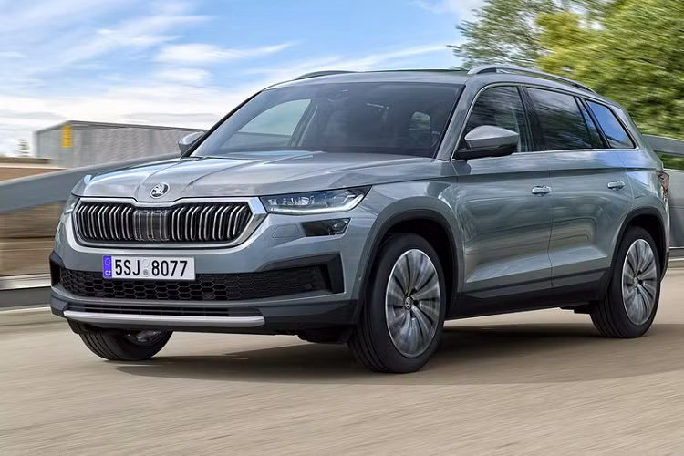 Skoda được sáng lập từ năm 1895 và đã trở thành một trong những thương hiệu ôtô có lịch sử lâu đời nhất thế giới. Thương hiệu sẽ cho ra mắt Skoda Karoq và Kodiaq 2023 tại Việt Nam cuối tháng 9/2023. Một trong những điều đang cộng đồng quan tâm chính là giá bán của các dòng xe nhập khẩu nguyên chiếc sắp được mở bán trong thời gian tới đây.