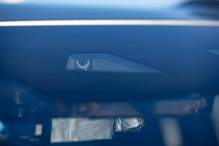 Chúng đảm bảo rằng chiếc xe với Drive Pilot có thể vận hành được ngay cả khi mật độ đường cao tốc trở nên đông đúc, đồng thời nhận biết được tất cả các loại biển báo giao thông đang có ở Mỹ.