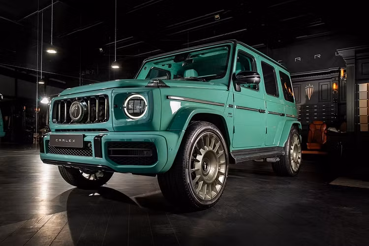 Hãng độ Carlex Design vừa giới thiệu phiên bản nâng cấp đặc biệt dành cho chiếc SUV Mercedes-AMG G63 thế hệ mới với tên gọi Mint &amp; Gold Edition. Chi phí cho gói nâng cấp này là hơn 50.000 USD (khoảng hơn 1,17 tỷ đồng).