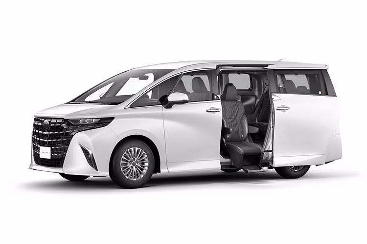Cuối cùng là những tính năng an toàn chủ động ADAS nằm trong gói Toyota Safety Sense, bao gồm hệ thống cảnh báo lệch làn đường, hệ thống kiểm soát hành trình thích ứng, hỗ trợ giữ làn đường, đèn pha tự động thích ứng và hệ thống cảnh báo tiền va chạm. Dự đoán, Toyota Alphard 2024 sẽ bán ra chính hãng tại Việt Nam vào năm sau, chậm chân hơn xe nhập khẩu tư nhân.