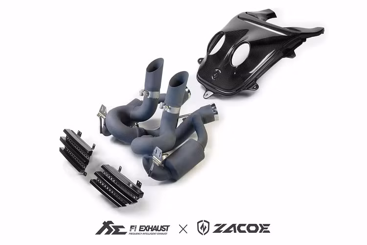 Hệ thống này thoát trực tiếp từ khoang động cơ, giống hệ thống ống xả trên McLaren 600LT phiên bản giới hạn