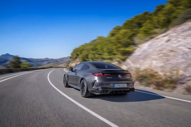 Hiện tại, giá xe Mercedes-AMG AMG CLE 53 Coupe 2024 và thời điểm bán ra thị trường vẫn chưa công bố chính thức, chỉ biết rằng xe sẽ được ưu tiên cho khách hàng tại châu Âu trước các khu vực khác trên thế giới.