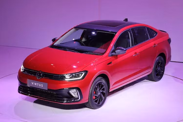  Volkswagen Virtus 2023 mới đến 25 thị trường khác trên toàn thế giới, trong đó có cả Việt Nam. Và Ấn Độ sẽ là nước đầu tiên Volkswagen Virtus 2023 ra mắt. Tại thị trường Ấn Độ, Volkswagen Virtus 2023 có 4 phiên bản, bao gồm Comfortline, Highline, Topline và GT.