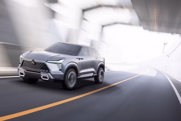Chỉ biết rằng hãng Mitsubishi dự định sẽ sản xuất XFC tại nhà máy ở Indonesia để phục vụ thị trường này và xuất khẩu, tương tự chiến lược áp dụng với Xpander. Do đó, Mitsubishi XFC dành cho Việt Nam dự kiến sẽ là xe nhập khẩu nguyên chiếc từ Indonesia.