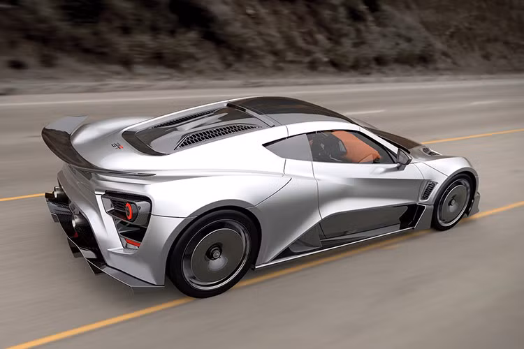 Bên cạnh đó, Zenvo còn tiết lộ thêm rằng họ thiết kế động cơ V12 "Mjølner" ở dạng mô-đun, để sau này có thể dễ dàng tinh giản nó thành V8 hoặc thậm chí V6 và trang bị cho những sản phẩm khác ở mức giá thấp hơn, giúp khách hàng dễ tiếp cận hơn. Ngay bản thân chiếc siêu xe Aurora cũng có thiết kế dạng mô-đun với bộ khung nguyên khối bằng carbon và sử dụng chất liệu carbon trong phần khung phụ.