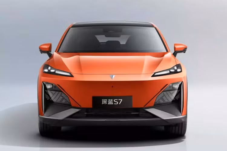 Deepal S7 - “Lamborghini Urus Tau” ban gia re chi hon 400 trieu dong