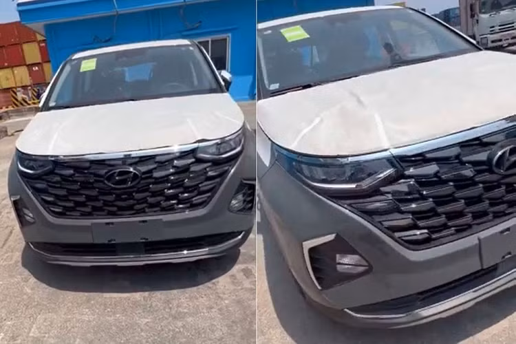 Như thông tin đã đưa, Hyundai Custo là mẫu MPV đã lần đầu tiên trình làng tại thị trường Trung Quốc vào năm 2021 và dùng chung khung gầm với mẫu SUV cỡ C quen thuộc Tucson. Xe sở hữu chiều dài 4.950 mm, chiều rộng 1.850 mm, chiều cao 1.734 mm và chiều dài cơ sở 3.055 mm.