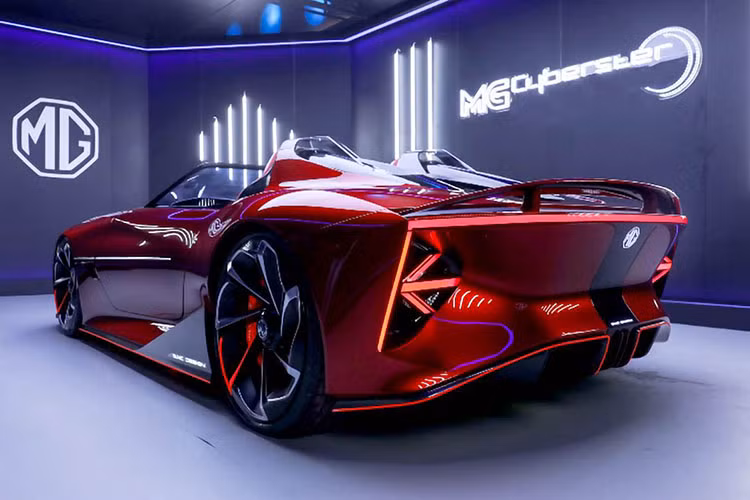 Mức giá xe MG Cyberster 2024 chưa được tiết lộ, nhưng theo chia sẻ của trang Autocar, MG Cyberster sẽ có giá dự kiến từ 55.000 bảng Anh (tương đương 1,6 tỷ đồng) cho bản 1 động cơ và từ 65.000 bảng Anh (tương đương 1,9 tỷ đồng) cho bản động cơ kép.