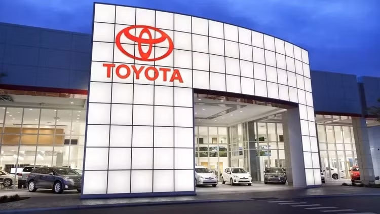 Toyota bi yeu cau boi thuong hon 1.400 ty dong vi lua doi khach hang
