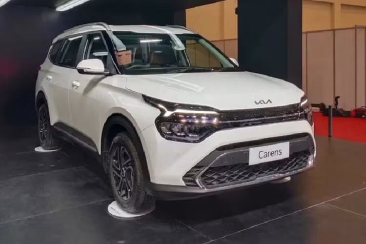 Tuy nhiên, doanh số của mẫu xe này vẫn khá khả quan với 535 chiếc bán ra trong tháng 11/2022, 550 chiếc trong tháng 12/2022 và 231 chiếc trong tháng 1/2023.