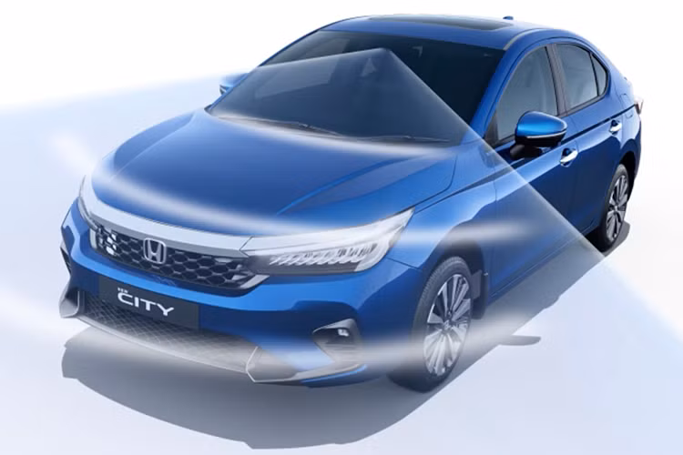 Nằm bên dưới nắp ca-pô của mẫu sedan cỡ B này là 2 tùy chọn động cơ. Thứ nhất là động cơ xăng 4 xi-lanh, hút khí tự nhiên, dung tích 1.5L, sản sinh công suất tối đa 121 mã lực và mô-men xoắn cực đại 145 Nm. Động cơ này kết hợp với hộp số sàn 6 cấp hoặc hộp số biến thiên vô cấp CVT.