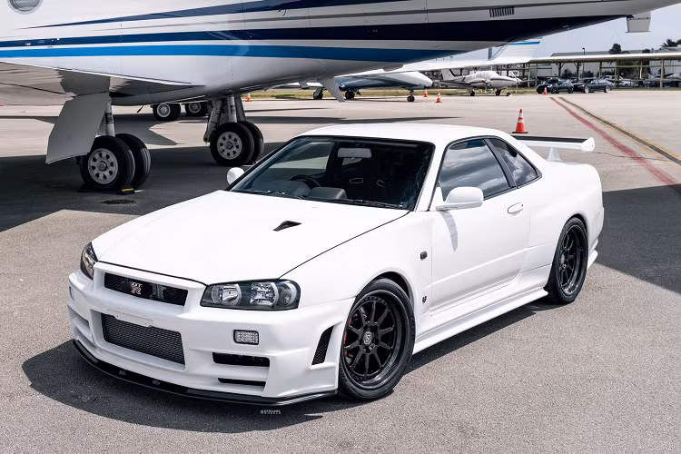 Nissan Skyline GT-R V-Spec II - bieu tuong JDM gioi han 2.000 chiec