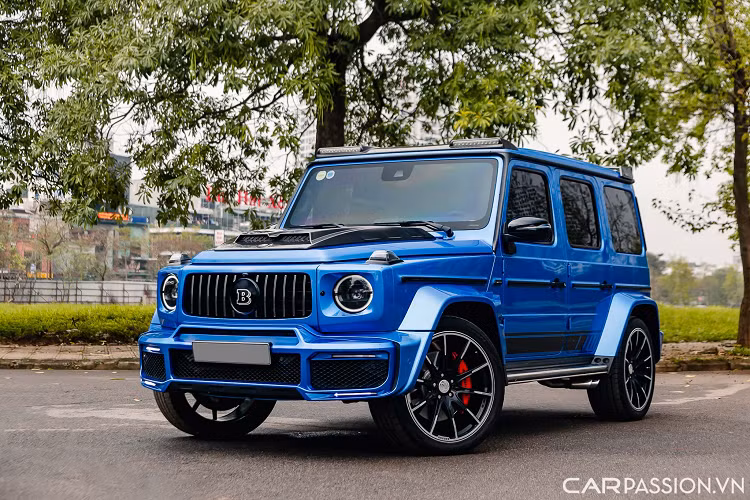 Để biến mẫu SUV này trở nên độc đáo, nhiều chủ xe tìm đến những món đồ độ lạ lẫm tạo dấu ấn riêng cho mình. Chiếc Mercedes-AMG G63 bạn người mê trong bài viết này là một ví dụ điển hình.