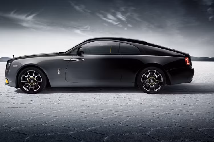 Tập trung vào hiệu suất hơn so với những người tiền nhiệm Rolls-Royce Phantom và Ghost, Wraith về cơ bản đã thay đổi nhận thức về một chiếc Rolls-Royce và lần đầu tiên, các nhóm khách hàng mới, trẻ tuổi hơn đã tìm đến với thương hiệu. Ý nghĩa văn hóa rộng lớn hơn của chiếc xe được thể hiện qua vô số lần xuất hiện của Wraith trong âm nhạc, điện ảnh, nghệ thuật và thời trang.