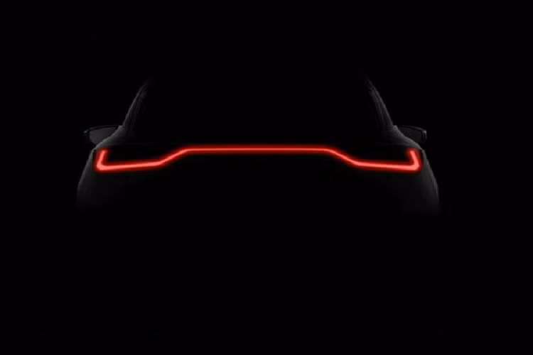 Cũng cần phải nói thêm rằng Lexus LBX không liên quan đến Toyota Yaris Cross 2023 mới ra mắt tại Indonesia và đã được nhận cọc ở Việt Nam. Qua hình ảnh do hãng Lexus tung ra, có thể thấy mẫu SUV hạng sang cỡ nhỏ này được trang bị cụm đèn pha LED nhỏ gọn và tạo cảm giác khá dữ dằn.