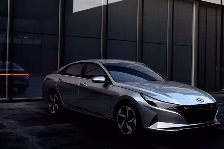 Hiện giá xe Hyundai Elantra 2024 ở thị trường Hàn Quốc chưa được công bố. Tại Việt Nam, mẫu xe này mới ra mắt vào cuối năm ngoái với 4 phiên bản cùng giá bán dao động từ 599 - 799 triệu đồng.