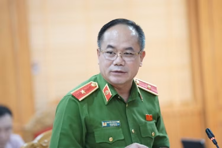 Vu chay o pho Khuong Ha: CA Ha Noi moi mot so can bo len lam viec