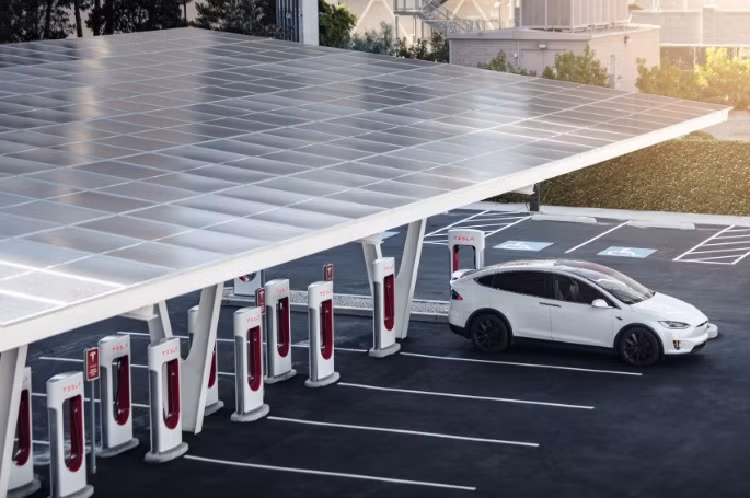 Tesla len ke hoach “bat tay” voi cong ty cong nghe sac khong day-Hinh-2