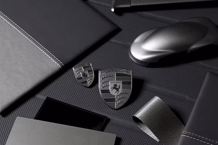 Cac phien ban Turbo cua Porsche se co logo rieng mau xam-Hinh-2